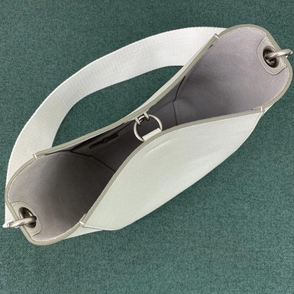 Réplique Celine Sangle Petit Bucket Sac en blanc cuir de veau – Image 4