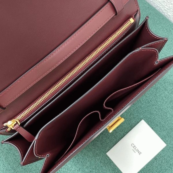 Contrefaçon Celine Classic Box Moyen Sac en bordeaux – Image 12