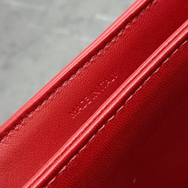 Contrefaçon Celine Triomphe Adolescent Sac en rouge – Image 6