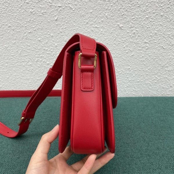 Réplique Celine Triomphe Moyen Sac en rouge – Image 10