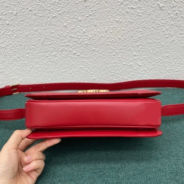 Réplique Celine Triomphe Moyen Sac en rouge – Image 14