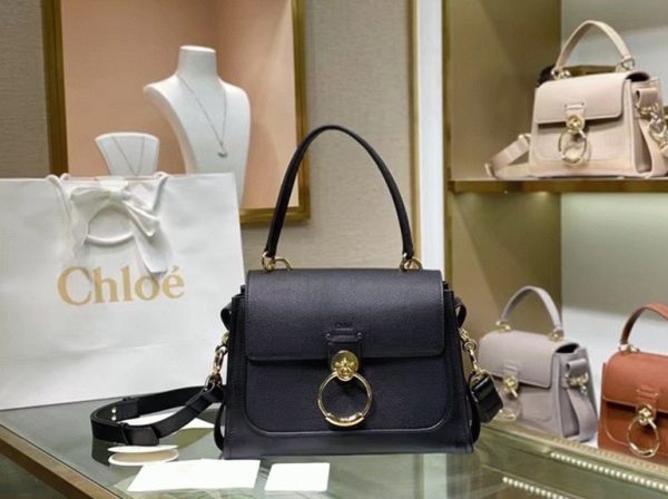 Contrefaçon Chloe Petit Sac Tess Day en cuir grainé noir – Image 8
