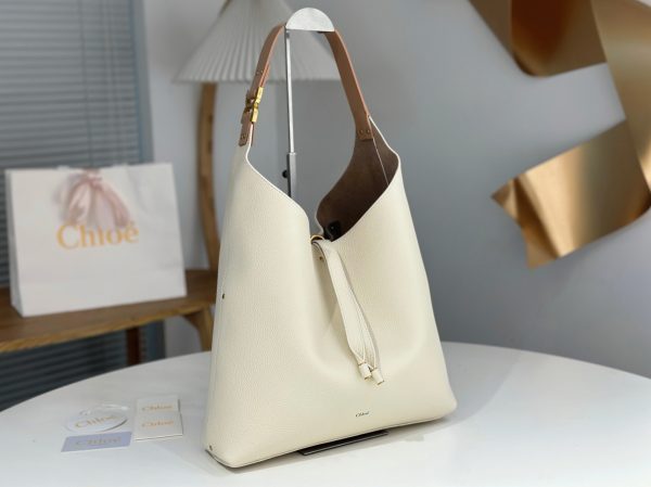 Fausse Chloe Sac Hobo Marcie en cuir grainé blanc – Image 8