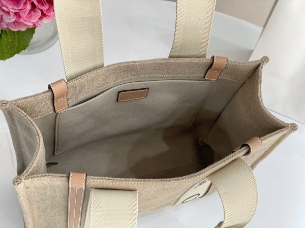 Réplique Chloe Sac Cabas Woody Moyen en toile de lin avec cuir beige – Image 9