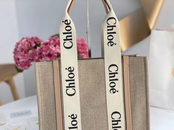 Réplique Chloe Sac Cabas Woody Moyen en toile de lin avec cuir beige – Image 2