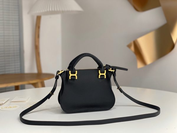 Contrefaçon Chloe Marcie Mini Sac Double Porté en cuir grainé noir – Image 9