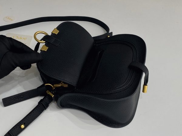 Contrefaçon Chloe Marcie Mini Sac Double Porté en cuir grainé noir – Image 4
