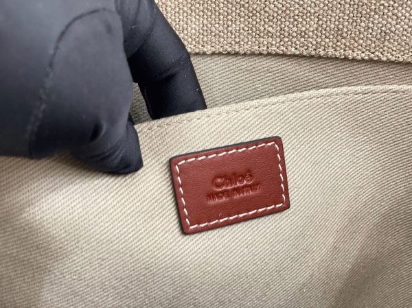 Contrefaçon Chloe Sac Cabas Woody Moyen en toile de lin avec cuir brun – Image 8