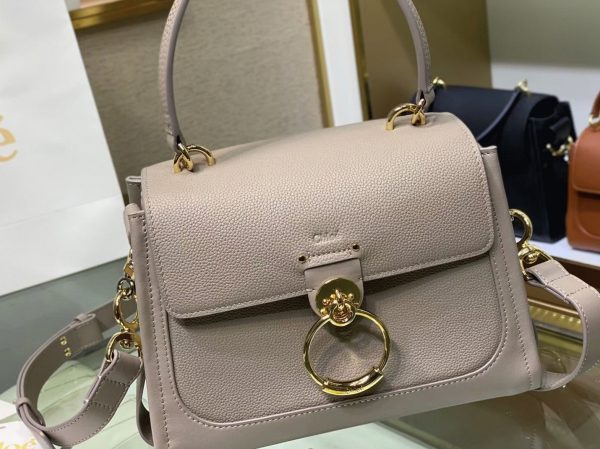 Fausse Chloe Petit Sac Tess Day en cuir grainé gris – Image 8