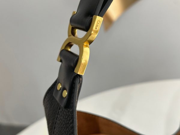Contrefaçon Ancien Ancien Chloe Sac Hobo Marcie en cuir grainé noir – Image 2
