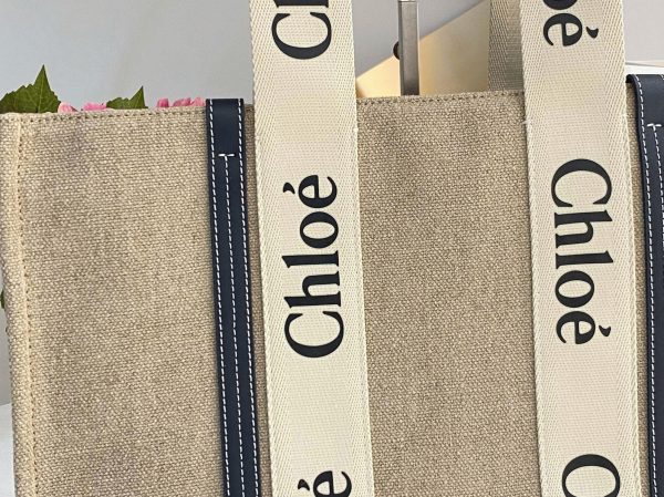 Fausse Chloe Grand Sac Cabas Woody en toile avec bandes en cuir bleu – Image 11