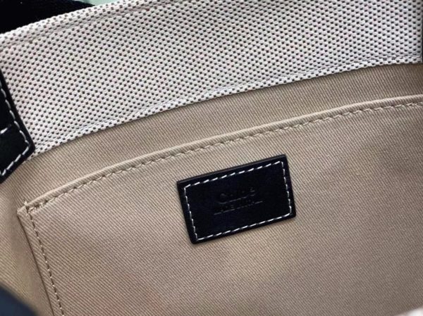 Fausse Chloe Petit Sac Cabas Woody en toile avec bandes en cuir noir – Image 6