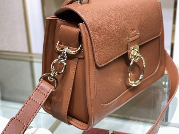 Réplique Chloe Petit Sac Tess Day en cuir grainé caramel – Image 7