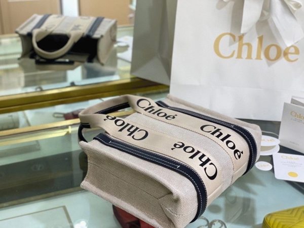 Réplique Chloe Petit Sac Cabas Woody en toile avec bandes en cuir bleu – Image 10