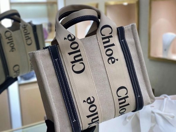 Réplique Chloe Petit Sac Cabas Woody en toile avec bandes en cuir bleu – Image 8