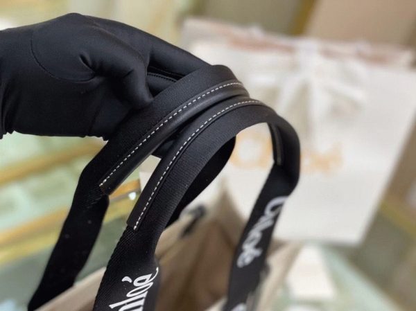 Réplique Chloe Grand Sac Cabas Woody en toile avec bandes en cuir noir – Image 3