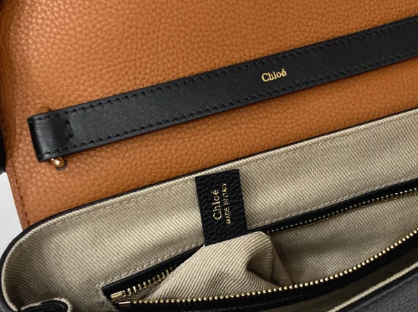 Contrefaçon Chloe Sac Bandoulière Penelope Moyen en cuir de veau grainé noir – Image 4