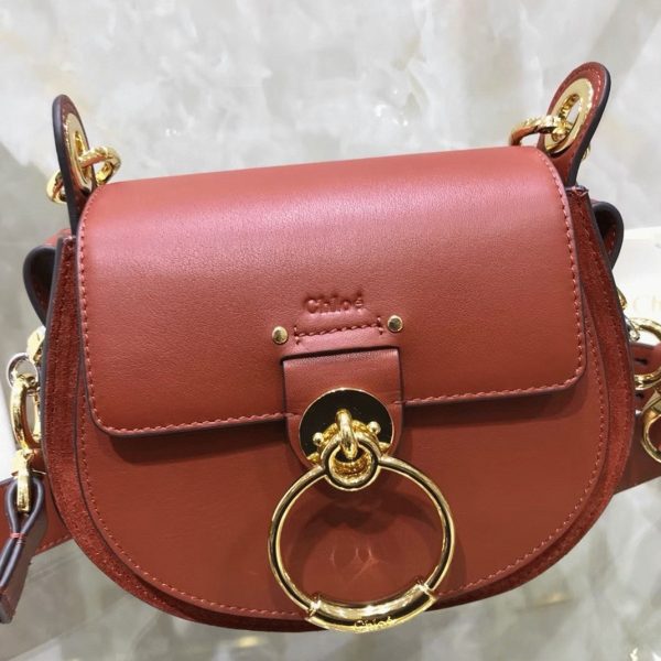 Réplique Chloe Petit Sac Tess à bandoulière en cuir de veau caramel – Image 5