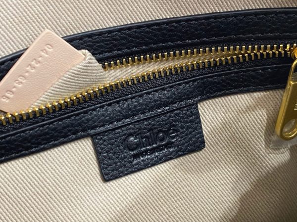 Contrefaçon Chloe Marcie Petit Sac Double Porté en cuir grainé noir – Image 3