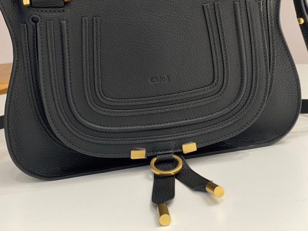 Contrefaçon Chloe Marcie Petit Sac Double Porté en cuir grainé noir – Image 2