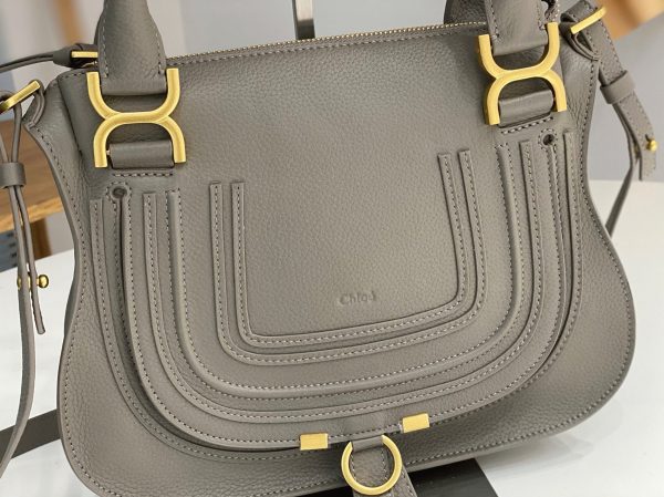 Contrefaçon Chloe Marcie Petit Sac Double Porté en cuir grainé gris – Image 5