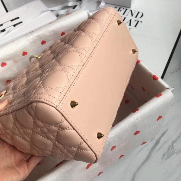 Réplique Sac Lady Dior Medium en poudre – Image 7