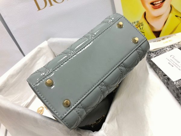 Réplique Mini Sac Lady Dior avec chaîne en gris – Image 5