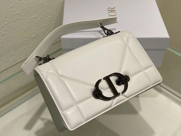 Réplique Sac Dior 30 Montaigne avec poignée en agneau blanc – Image 5