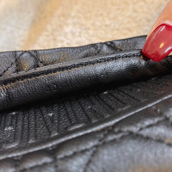 Contrefaçon Micro Sac Dior Caro en noir – Image 8