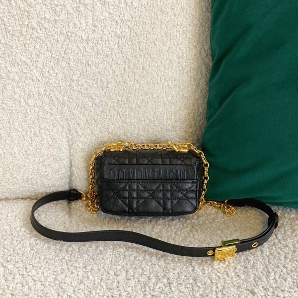 Contrefaçon Micro Sac Dior Caro en noir – Image 7