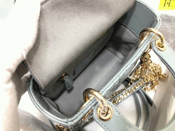 Réplique Mini Sac Lady Dior avec chaîne en gris – Image 10