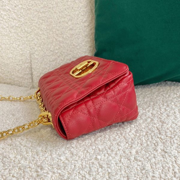 Faux Petit Sac Dior Caro en rouge – Image 7
