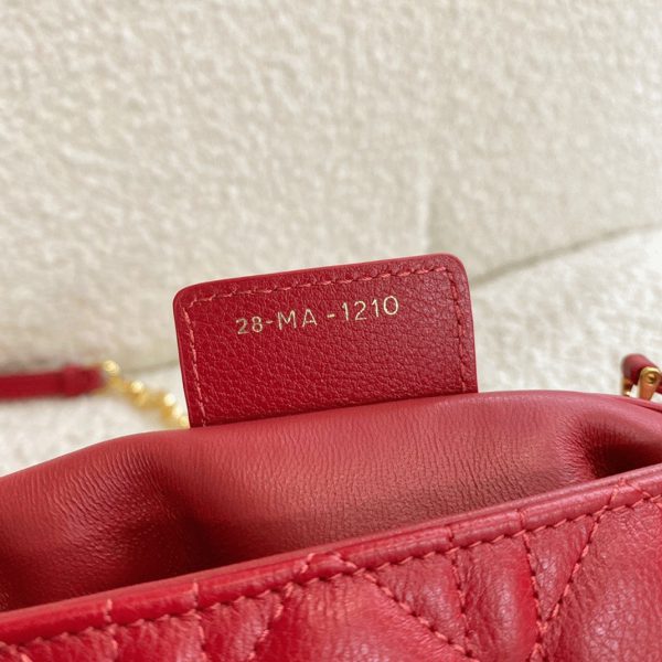 Faux Petit Sac Dior Caro en rouge – Image 4