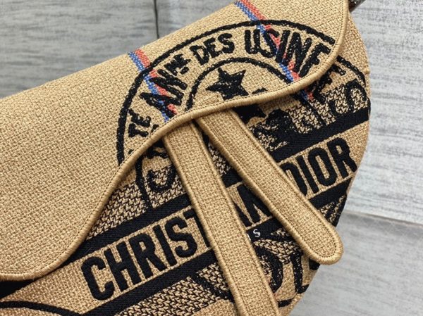 Contrefaçon Sac Saddle Dior en toile de jute beige avec motif Dior Union – Image 10