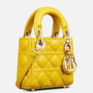 Fausse Micro Sac Lady Dior en agneau cannage jaune