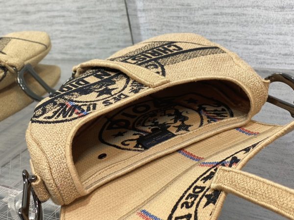 Contrefaçon Sac Saddle Dior en toile de jute beige avec motif Dior Union – Image 7