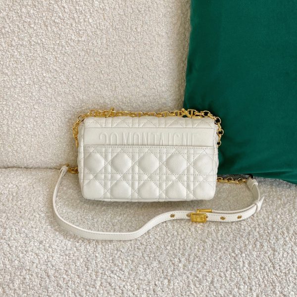 Contrefaçon Petit Sac Dior Caro en blanc – Image 9