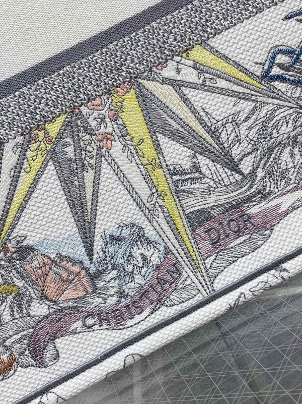 Réplique Sac Dior Book Tote Large en broderie multicolore Rêve d’Infini – Image 8