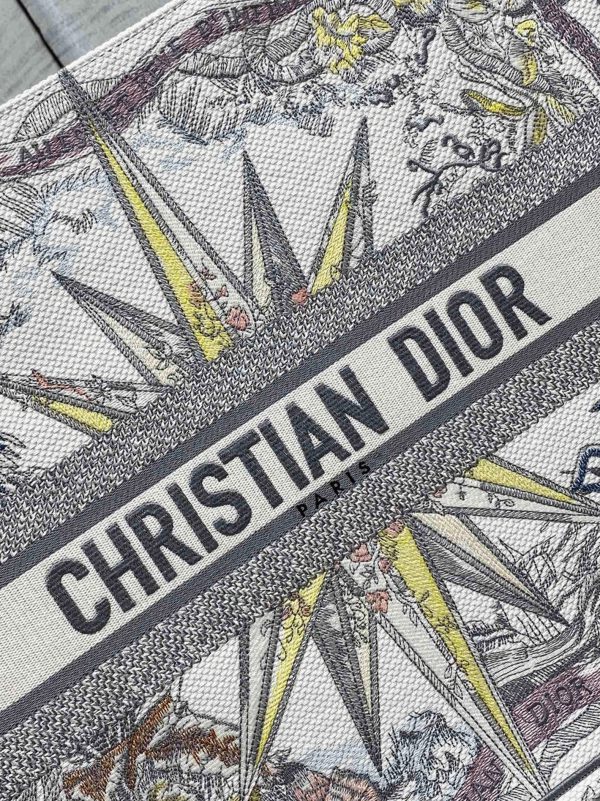 Réplique Sac Dior Book Tote Large en broderie multicolore Rêve d’Infini – Image 2