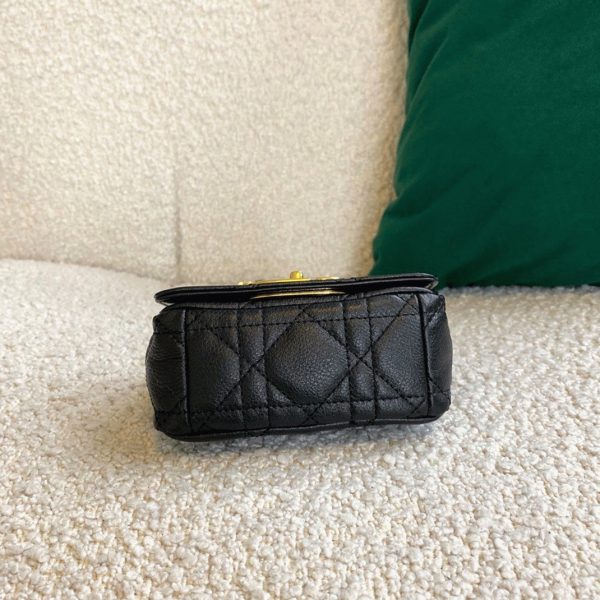 Contrefaçon Micro Sac Dior Caro en noir – Image 2