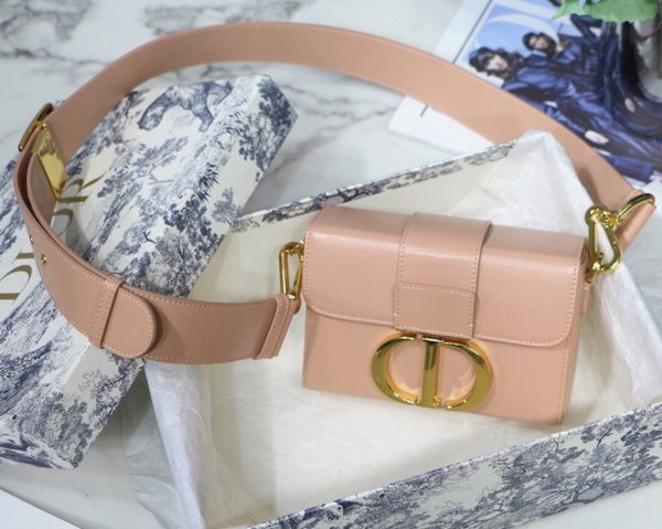 Fausse Sac Dior 30 Montaigne Box en veau box poudre – Image 4