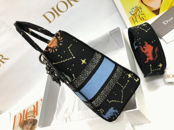 Faux Sac Lady D-Lite Medium en broderie Zodiac Pixel noire – Image 4