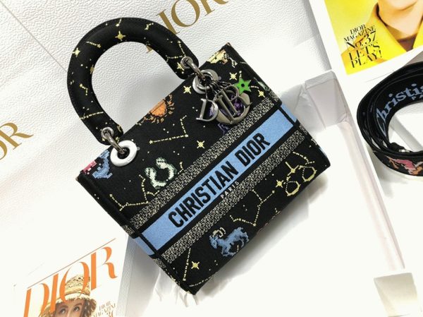 Faux Sac Lady D-Lite Medium en broderie Zodiac Pixel noire – Image 2