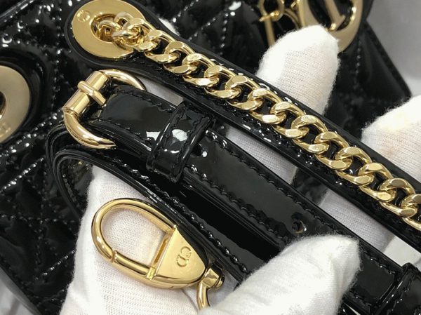 Réplique Mini Sac Dior Lady Dior avec chaîne en noir – Image 3