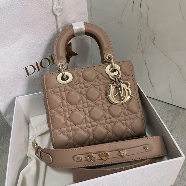Fausse Petit Sac Lady Dior My ABCDior en agneau noisette – Image 6