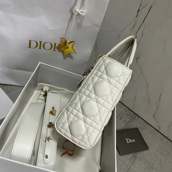 Faux Petit Sac Lady Dior My ABCDior en blanc – Image 4