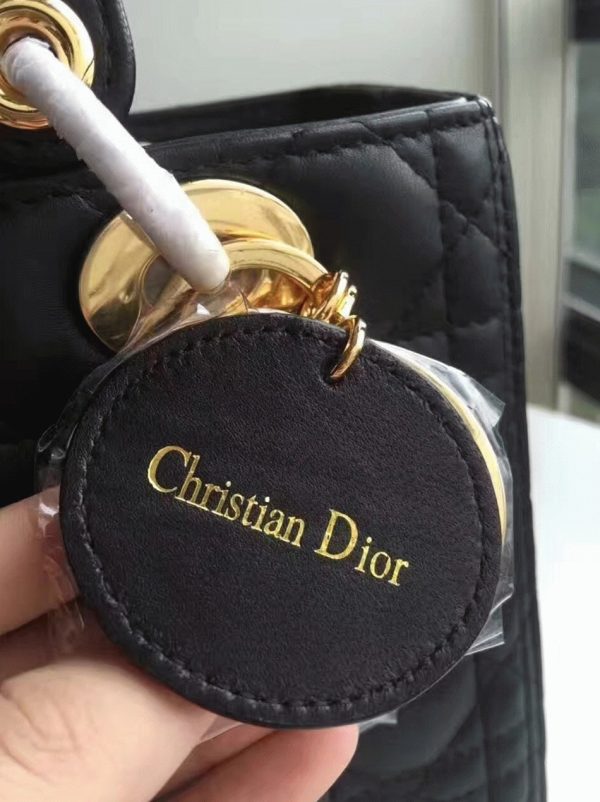 Sac Lady Dior Medium en noir – Image 3