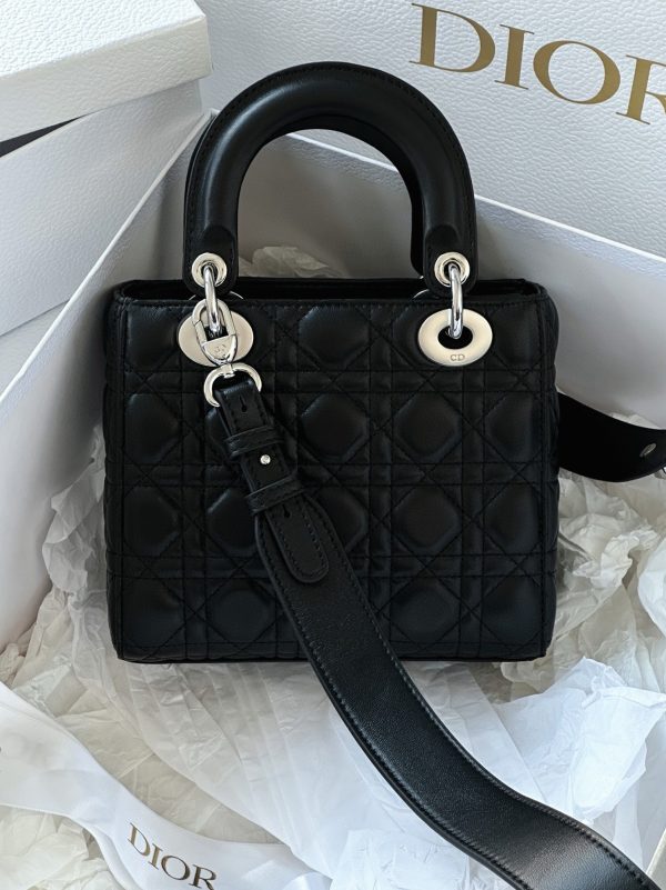 Contrefaçon Petit Sac Lady Dior My ABCDior en noir – Image 4