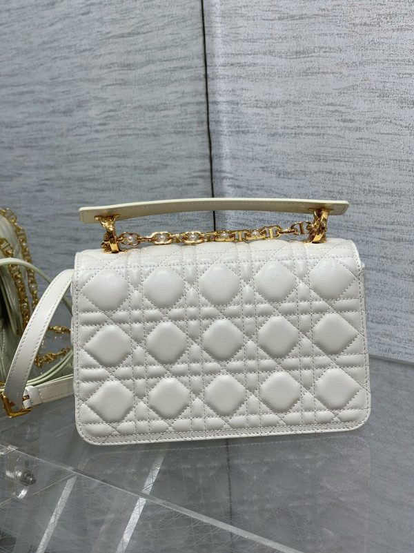 Réplique Petit Sac Jolie à poignée en veau cannage blanc – Image 4