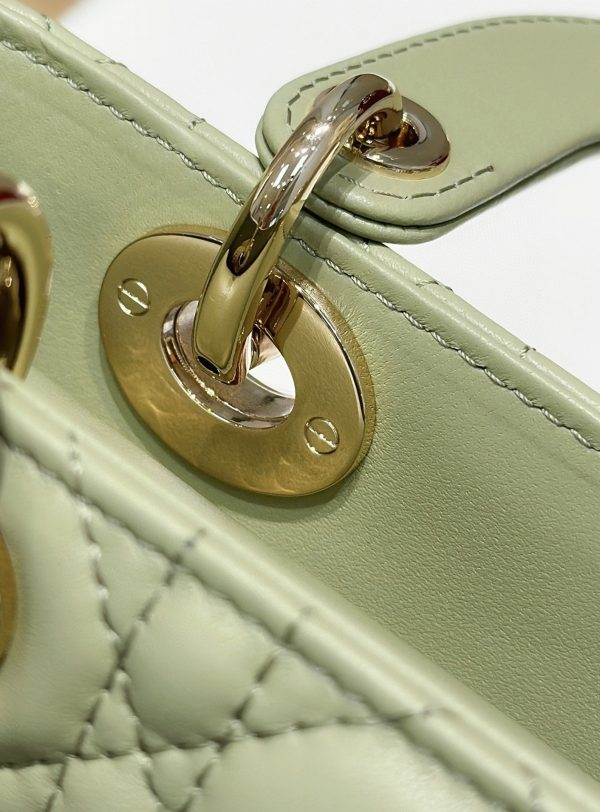 Contrefaçon Petit Sac Lady Dior My ABCDior en vert éthéré – Image 6